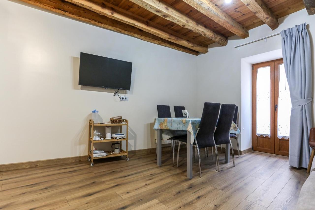 Apartamentos Turisticos Ribera Natura San Martin de Rubiales 外观 照片